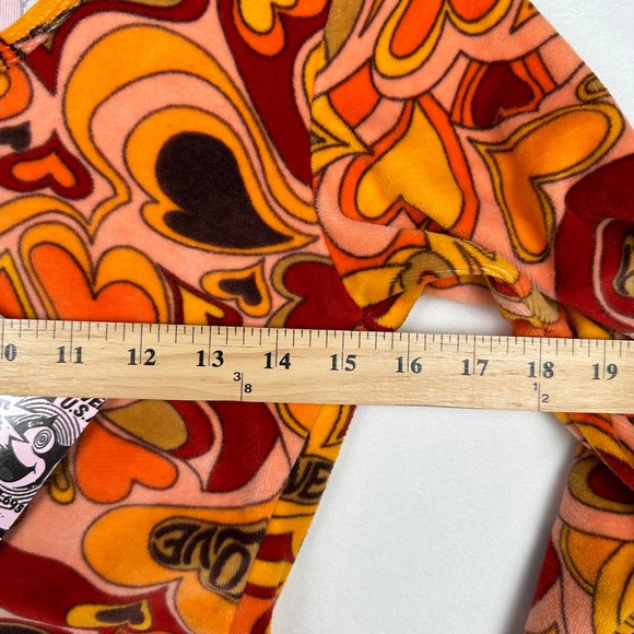 NWT NGOrder Urban Outfitters Women's Sz 8 Hearts Cropped Cardigan Top Velour - Picture 7 of 9